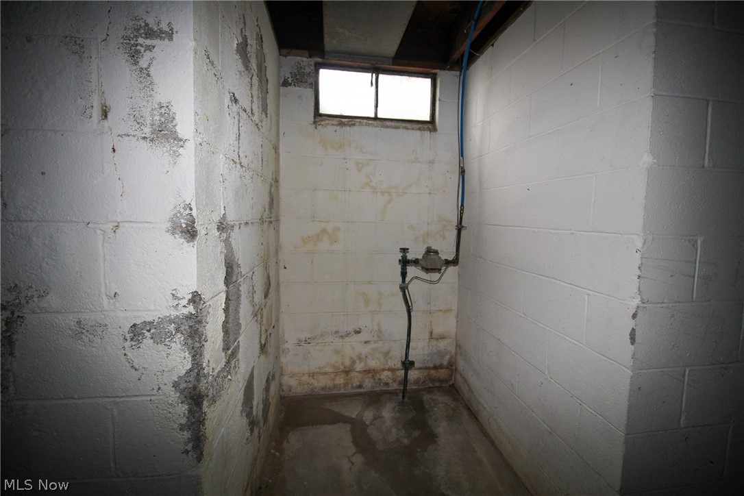 New England Lanes - Residential