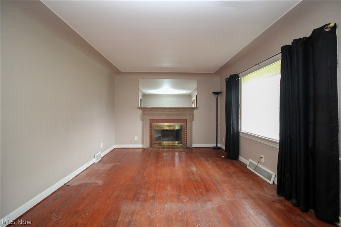 New England Lanes - Residential