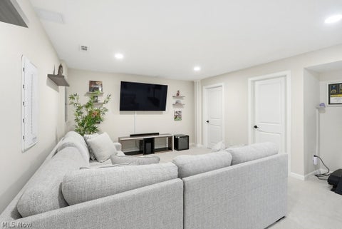 Tiny photo for 181 Pine Avenue, Peninsula, OH 44264 (MLS # 5252879)
