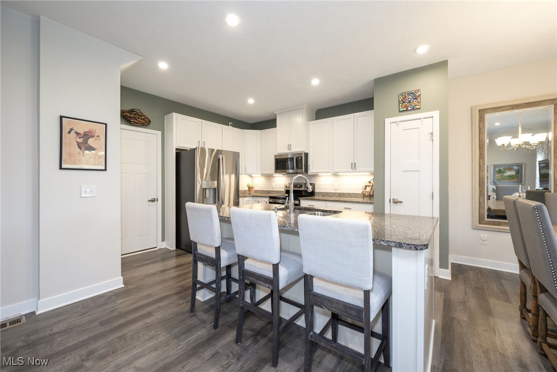 Towns/Cedar Crest - Residential