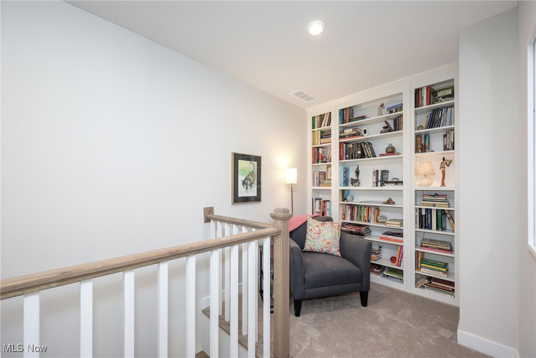 Towns/Cedar Crest - Residential