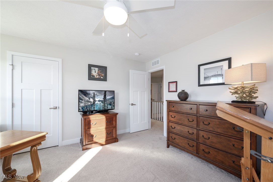 Towns/Cedar Crest - Residential