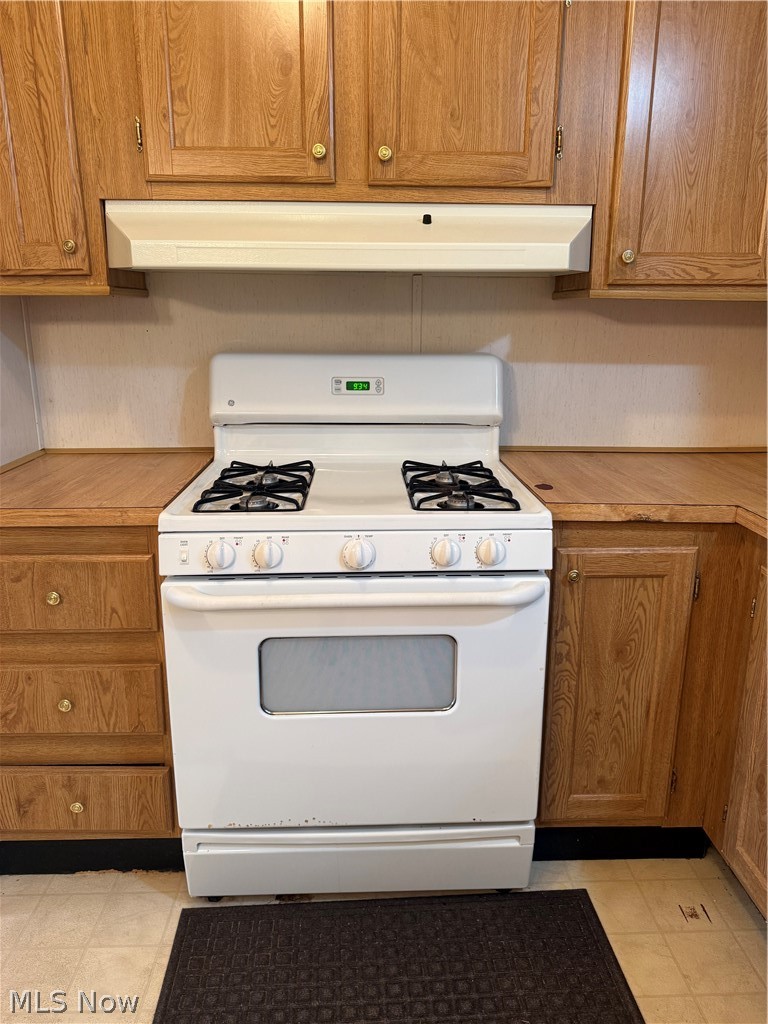 Camelot Village - Residential