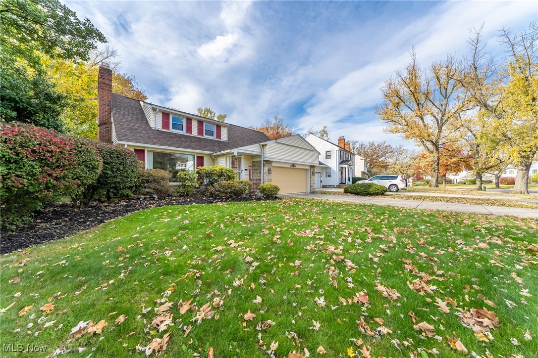 2540 Newbury Drive, Cleveland Heights, Ohio image 3