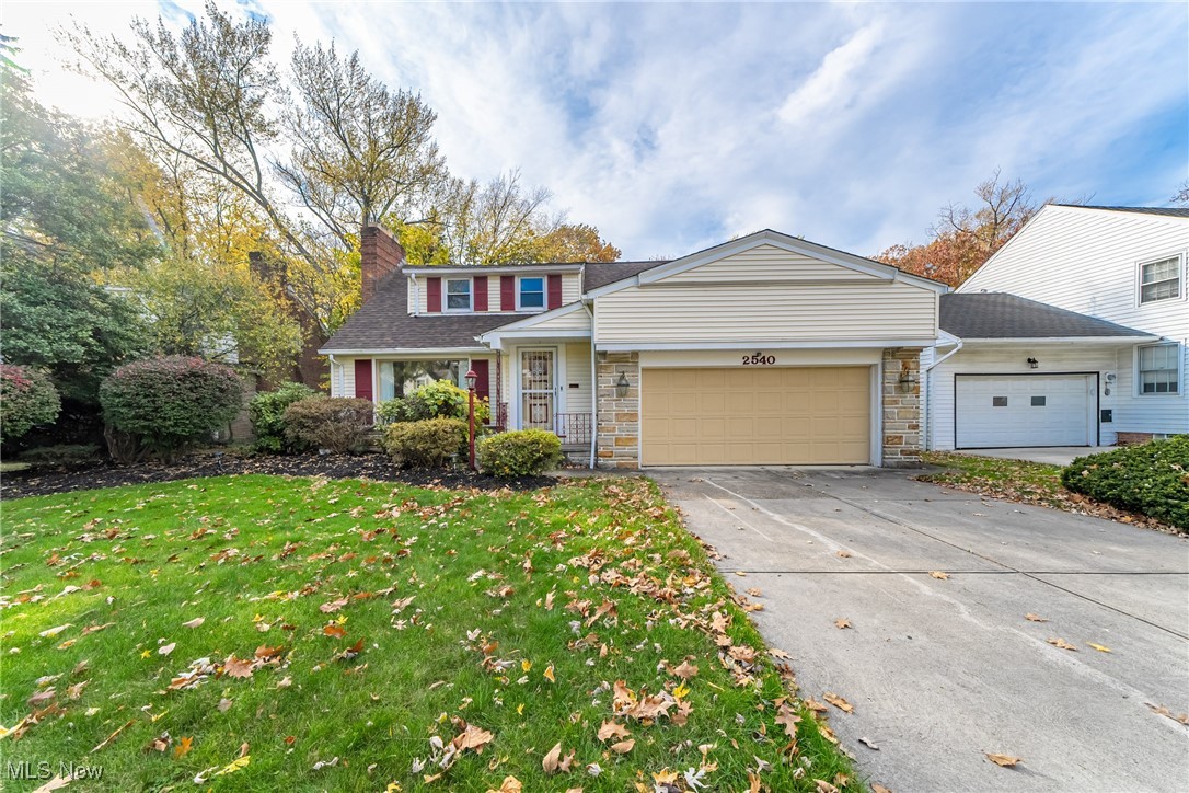 2540 Newbury Drive, Cleveland Heights, Ohio image 1