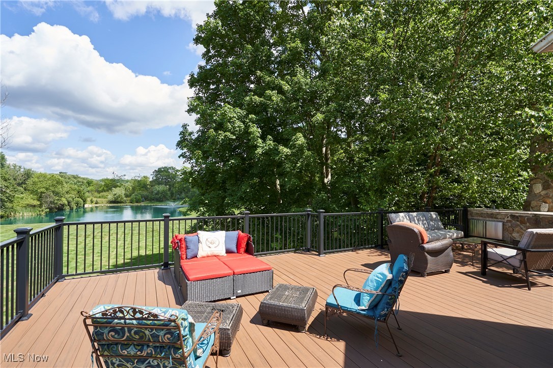 Bath, Ohio 44333, United States, 5 Bedrooms Bedrooms, ,7 BathroomsBathrooms,Residential,Active,118423