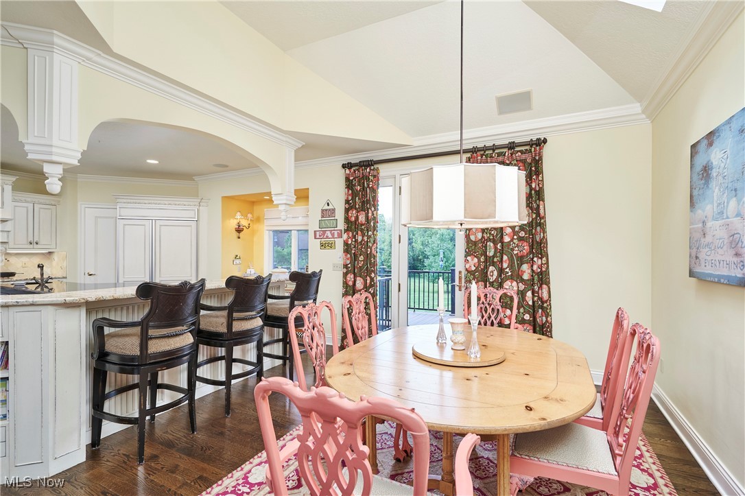 Bath, Ohio 44333, United States, 5 Bedrooms Bedrooms, ,7 BathroomsBathrooms,Residential,Active,118423