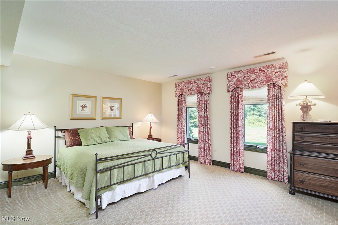 Bath, Ohio 44333, United States, 5 Bedrooms Bedrooms, ,7 BathroomsBathrooms,Residential,Active,118423