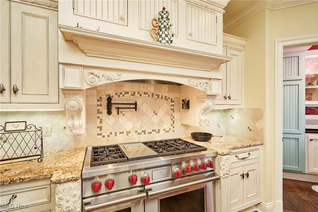 Bath, Ohio 44333, United States, 5 Bedrooms Bedrooms, ,7 BathroomsBathrooms,Residential,Active,118423