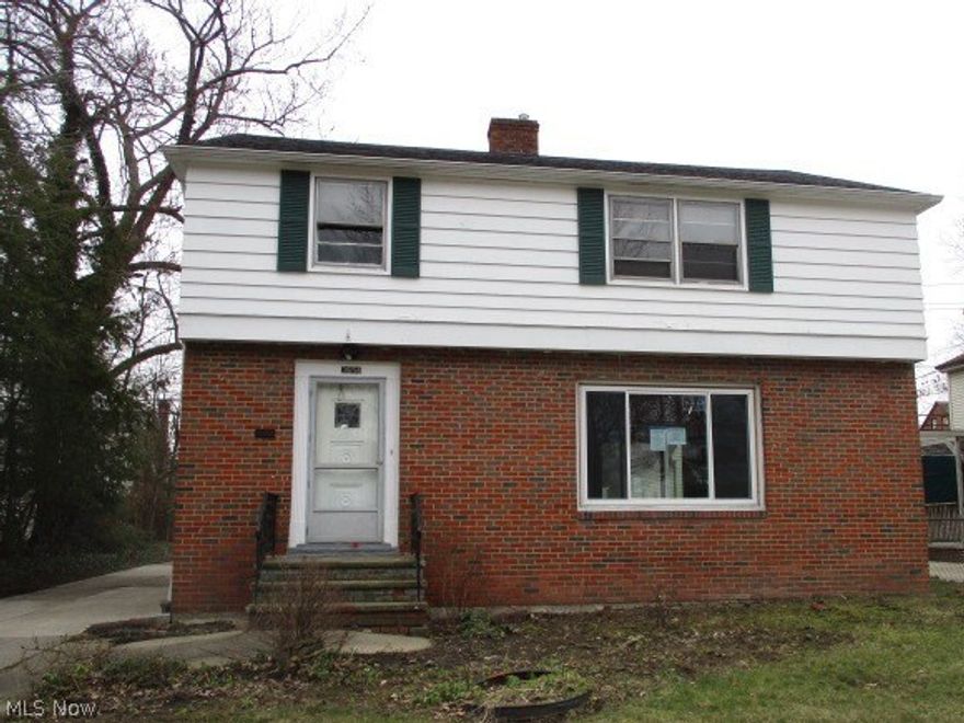 3 bedroom, 1.5 bath colonial, large living, dining, 3 bedrooms upstairs, half bath on the first floor, full basement, 2 car garage, bring your ideas and make it yours!