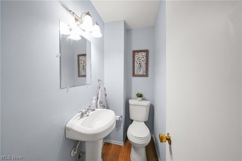 Tiny photo for 2115 Presidential Parkway #4, Twinsburg, OH 44087 (MLS # 5185878)