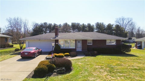 Photo for 2751 Saginaw Drive