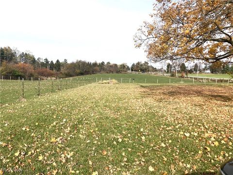 Photo for 8240 Wooster Pike Road