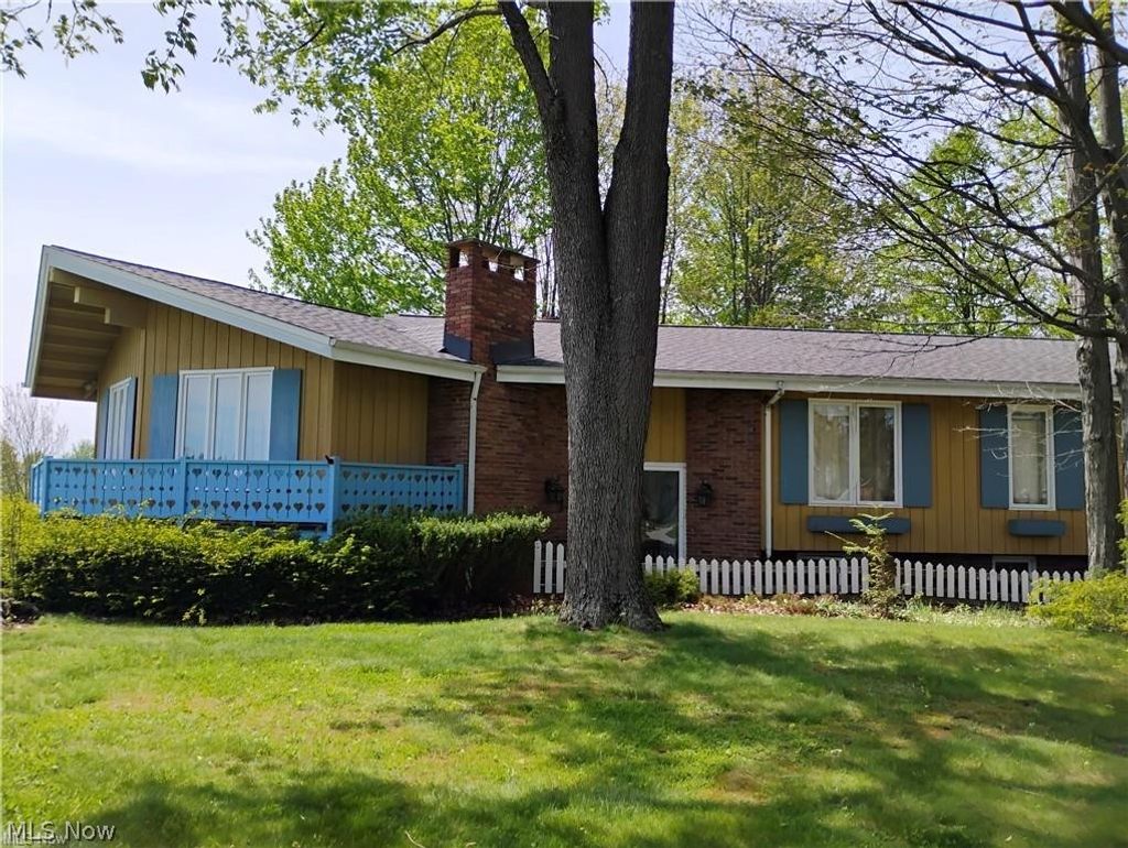 Photo of 3498 Varmland Court, Brunswick, OH 44212 (MLS # 5212424)