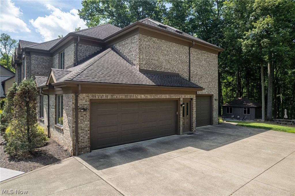 Photo of 3465 Hunting Run Road, Medina, OH 44256 (MLS # 5188984)