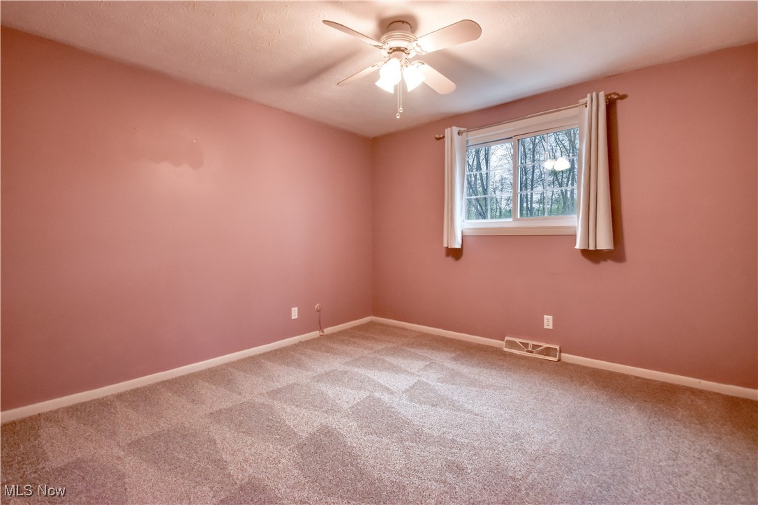 11235 Kimmeridge Trail, Newbury, Ohio image 17