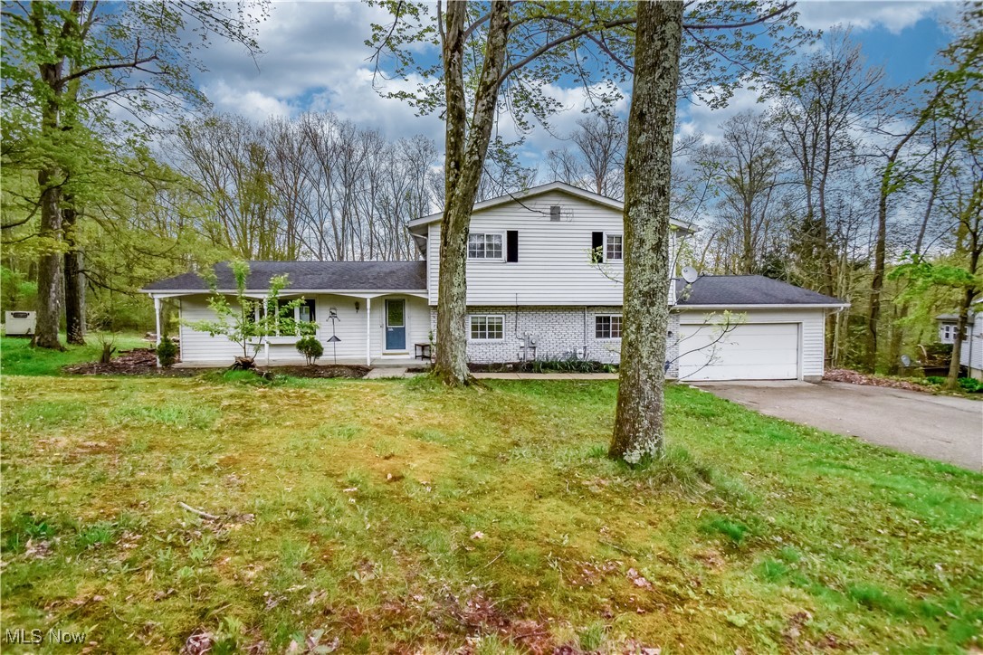 11235 Kimmeridge Trail, Newbury, Ohio image 3