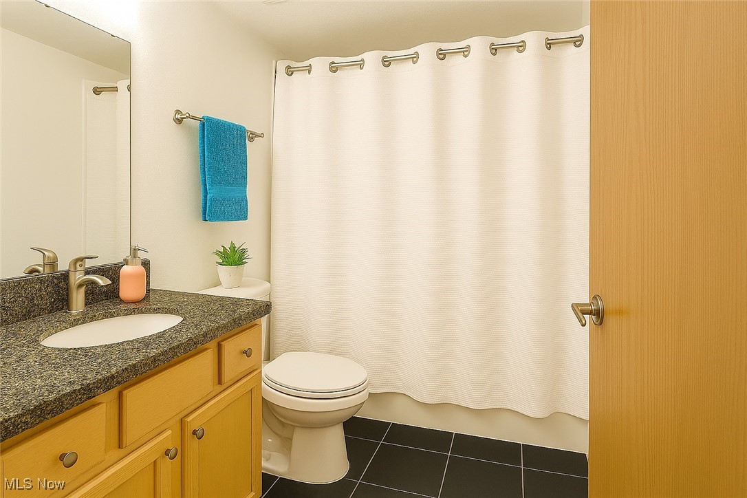 Condominiums/Stonebridge Ph #2 - Residential