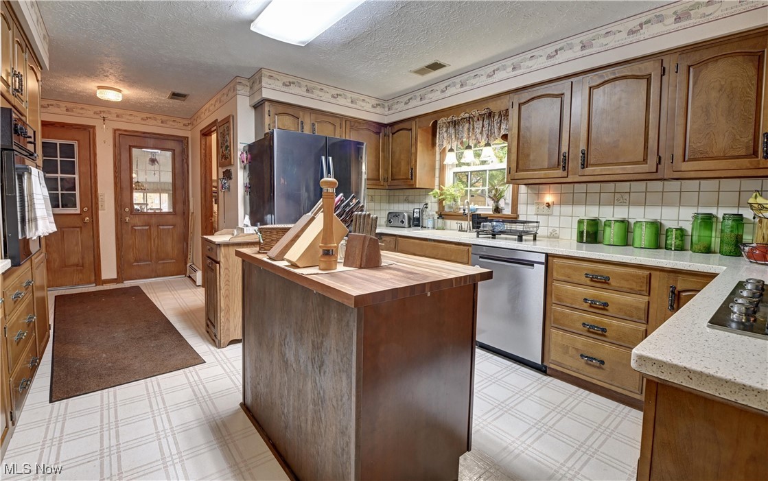 Em & R Myers 1 - Residential