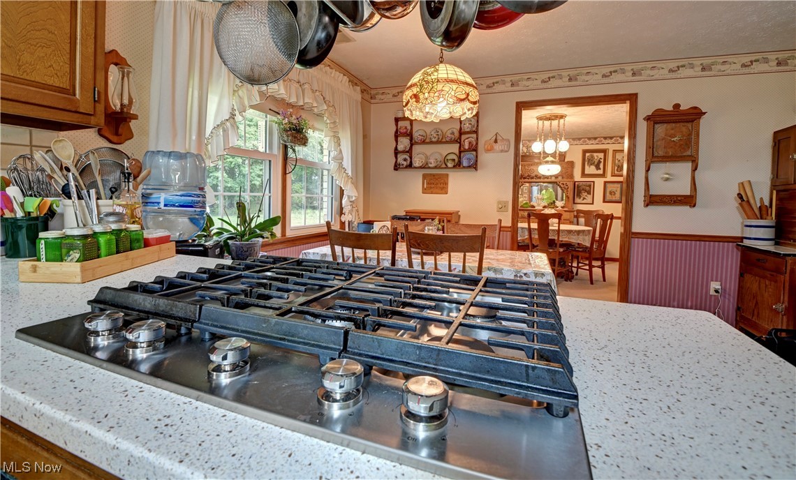 Em & R Myers 1 - Residential