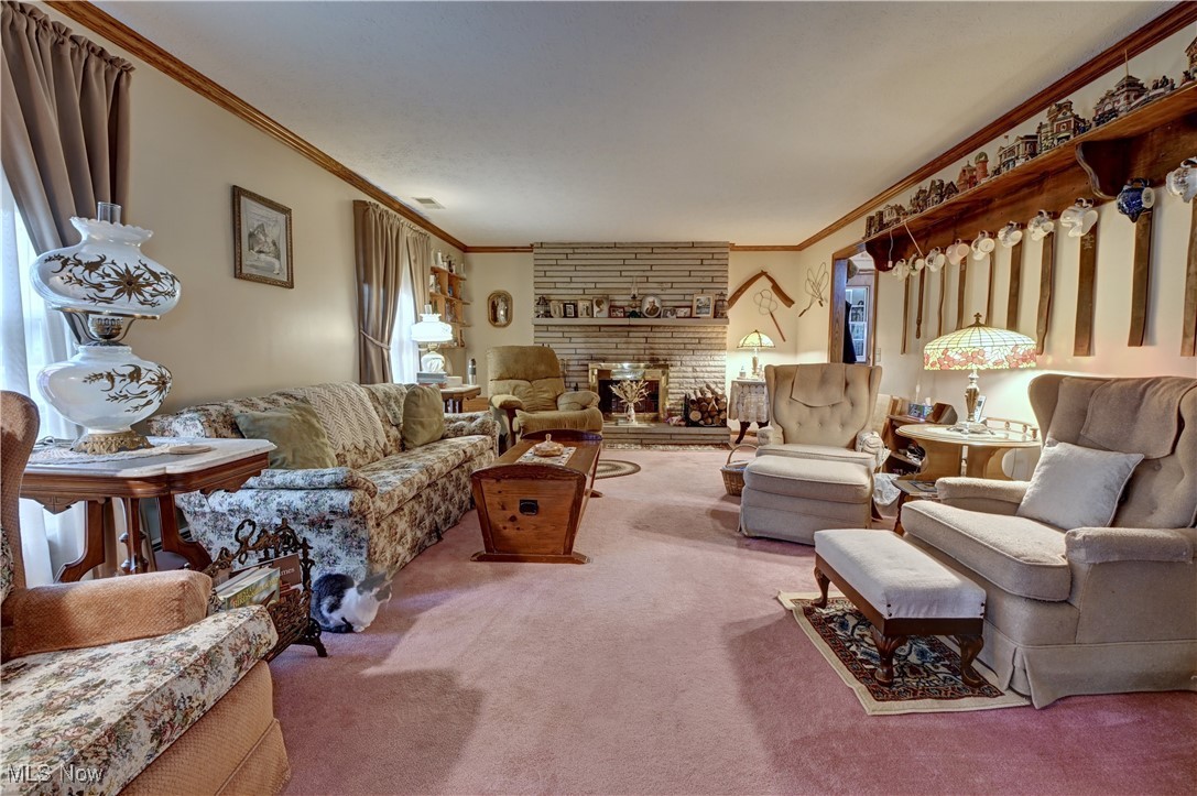 Em & R Myers 1 - Residential