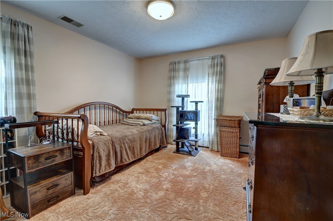 Em & R Myers 1 - Residential