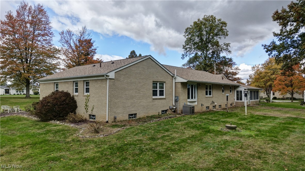 Em & R Myers 1 - Residential