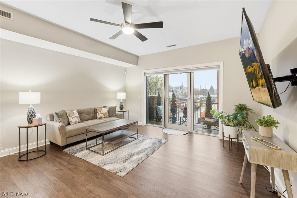 Photo of 1411 Rosewood Avenue #R-208, Lakewood, OH 44107 (MLS # 5201049)