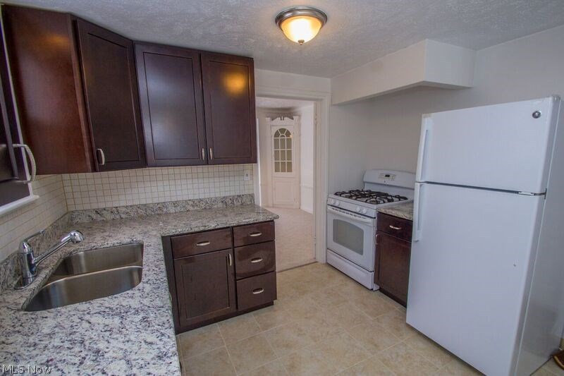 Meadowbrook Overlook Sub/A Sch - Residential