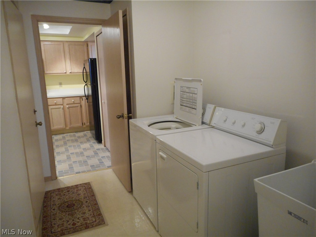 Villas At Oregon Trails Condo - Residential