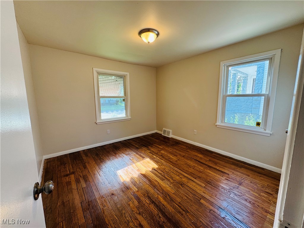 4287 E 162nd Street, Cleveland, Ohio image 6