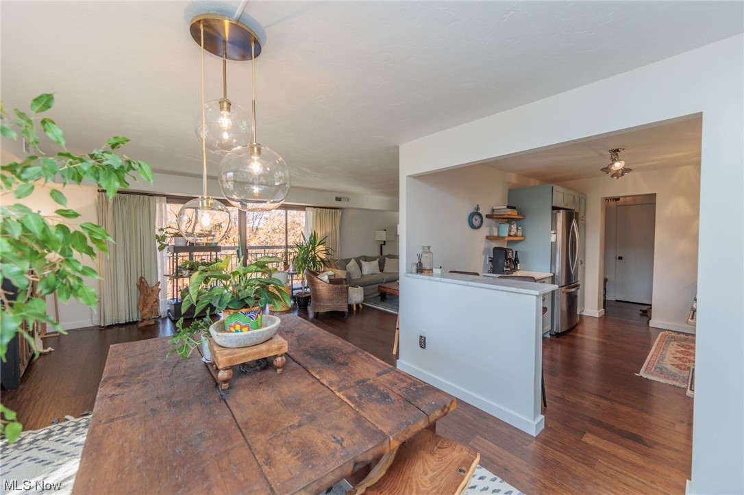 Meridian Condo - Residential