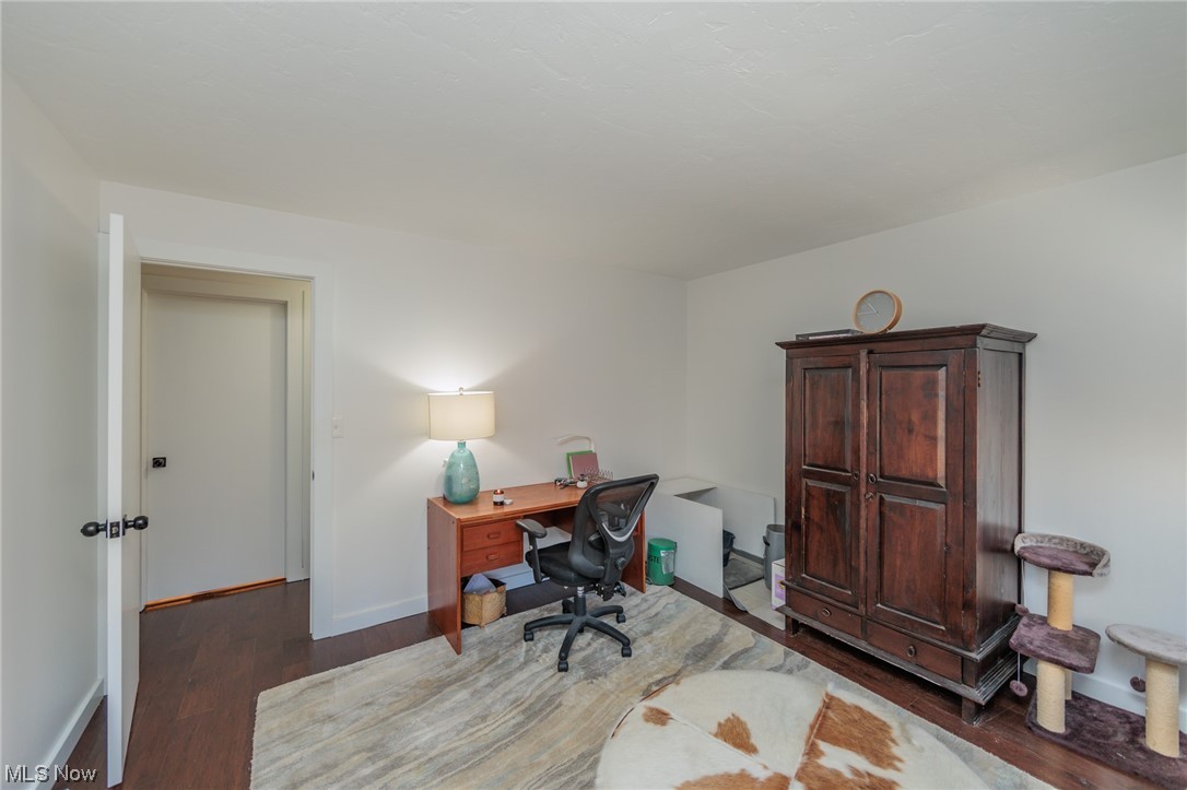 Meridian Condo - Residential