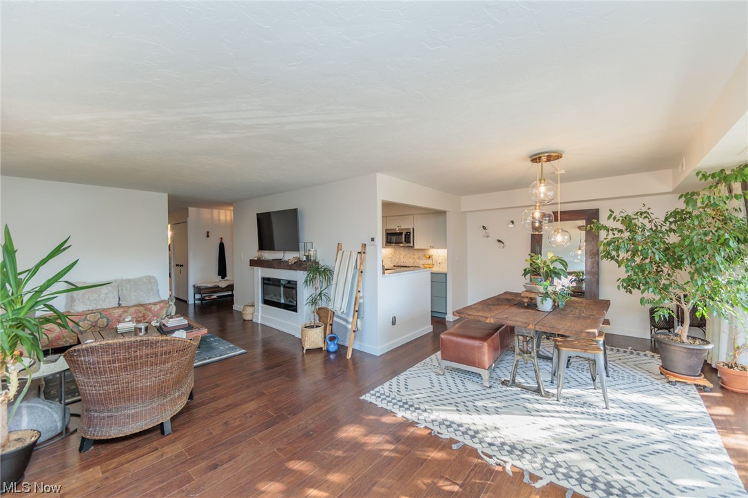 Meridian Condo - Residential