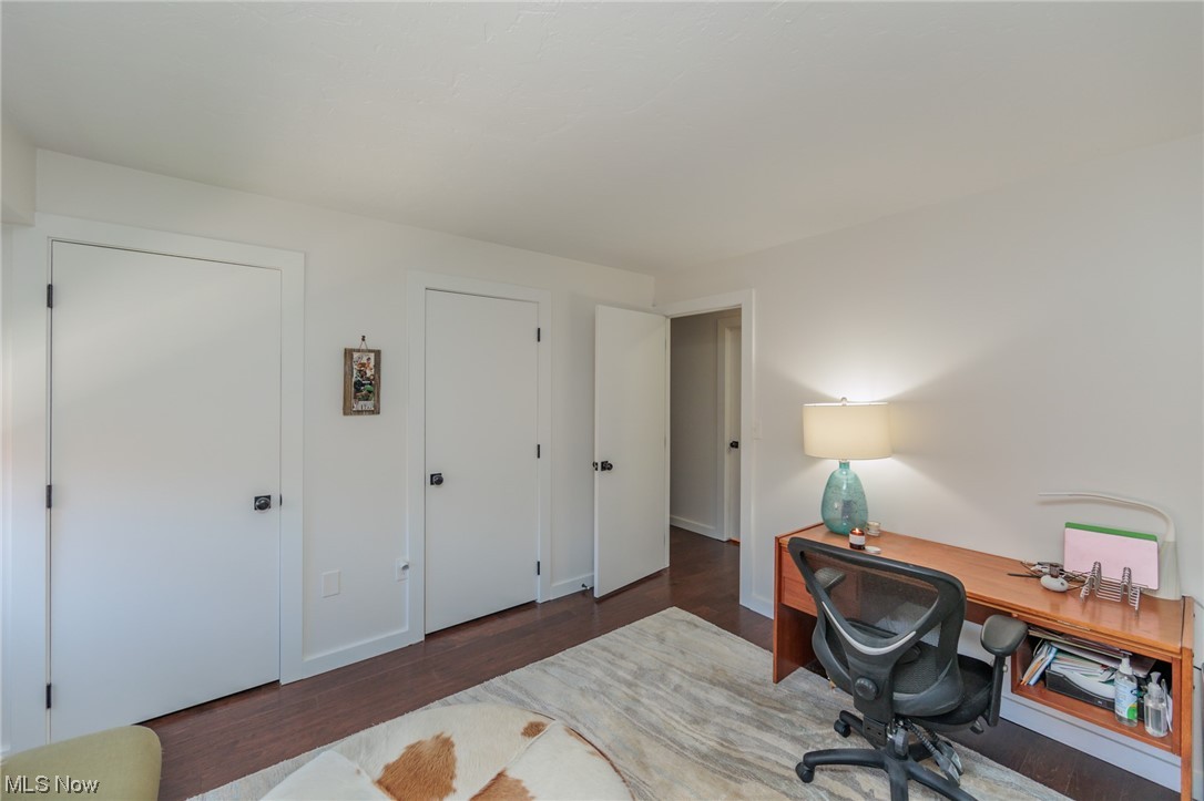 Meridian Condo - Residential