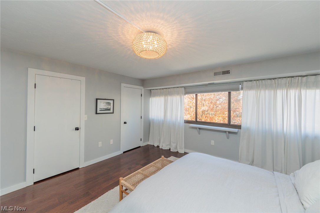 Meridian Condo - Residential