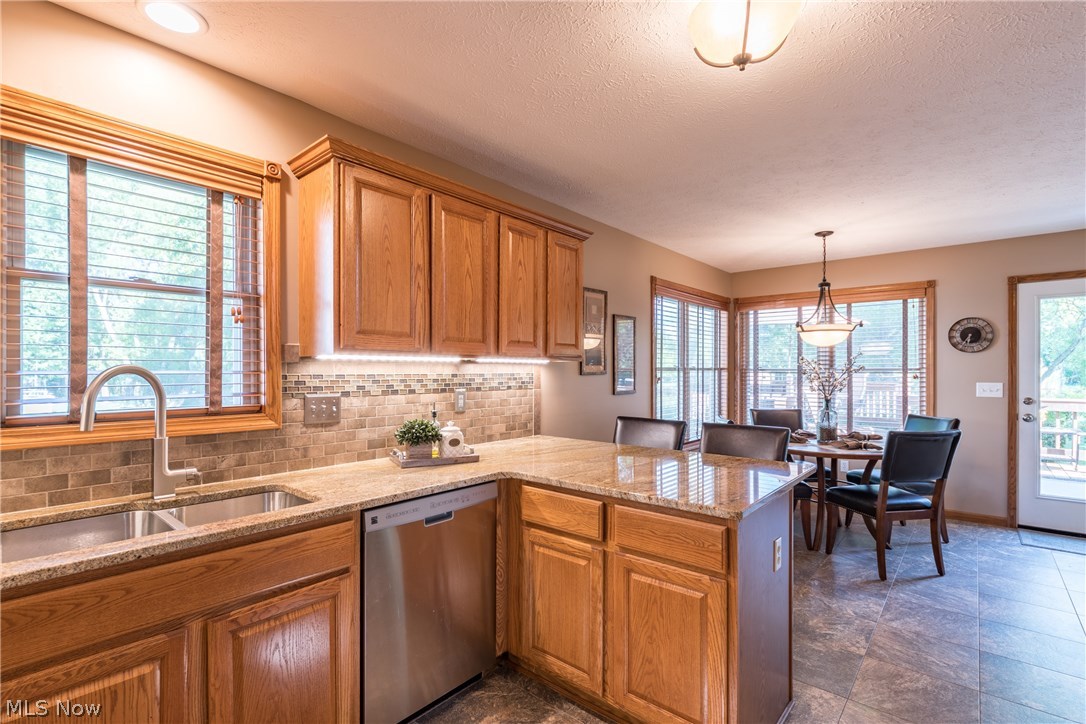 Yachtsmans Cove - Residential