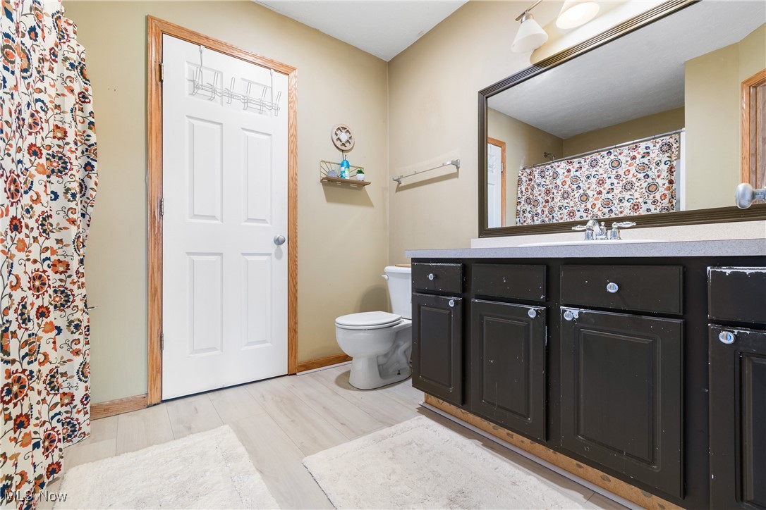 2866 Genera Street, Uniontown, Ohio image 25