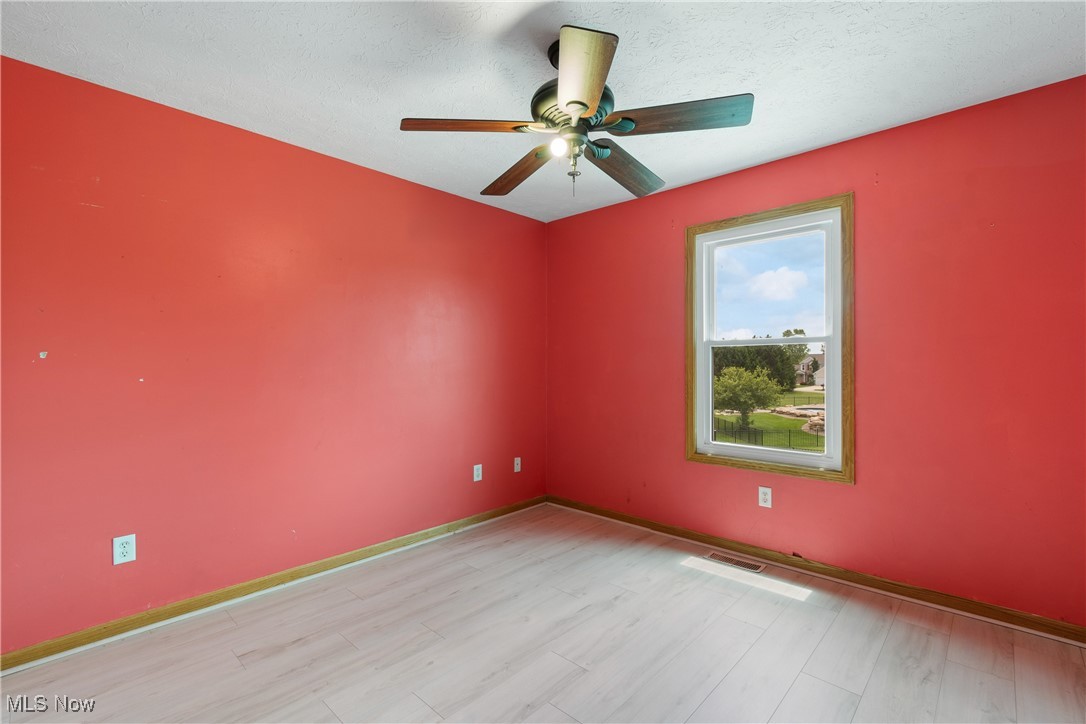 2866 Genera Street, Uniontown, Ohio image 29