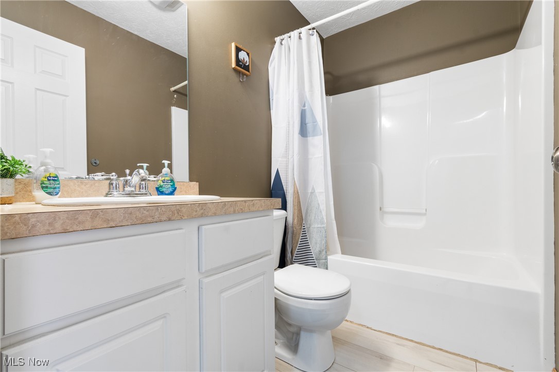 2866 Genera Street, Uniontown, Ohio image 27