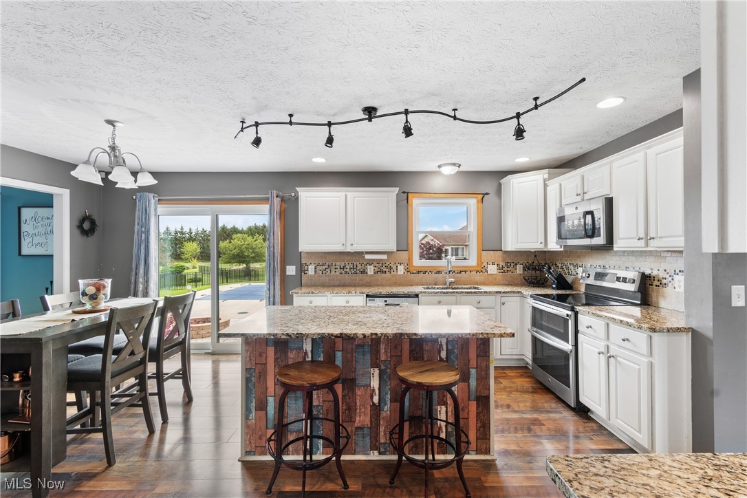 2866 Genera Street, Uniontown, Ohio image 14
