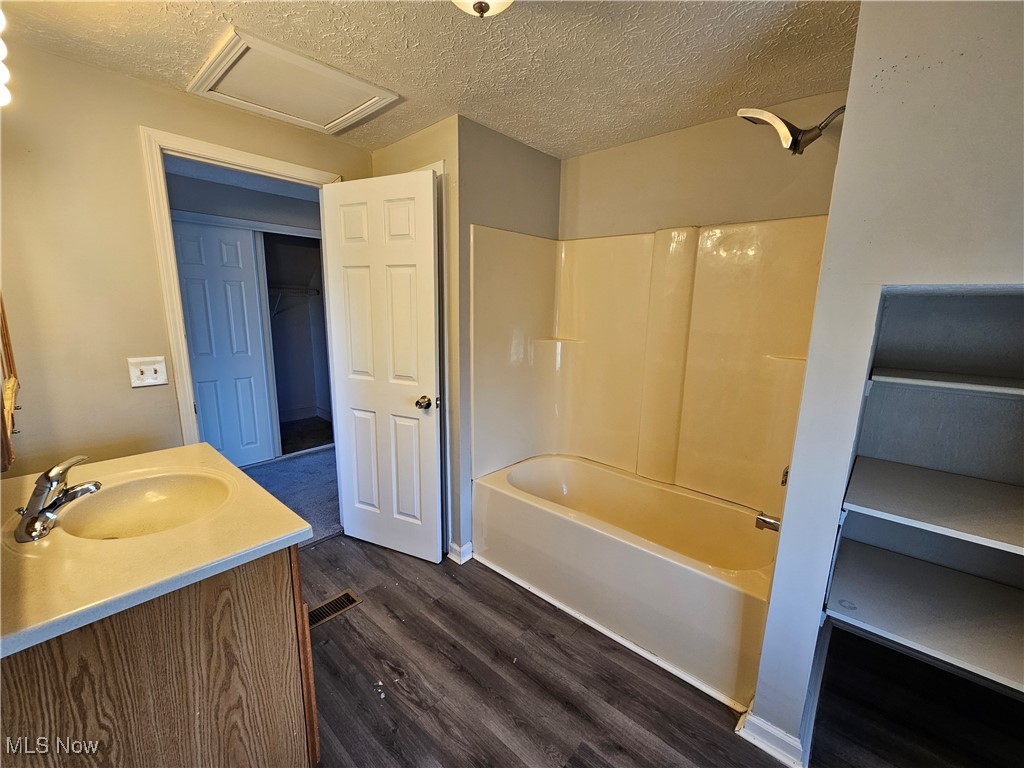 Leonard G Fosters Sub - Residential Income