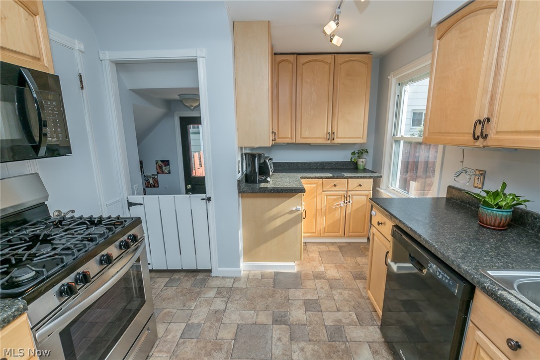 Madison Terrace - Residential