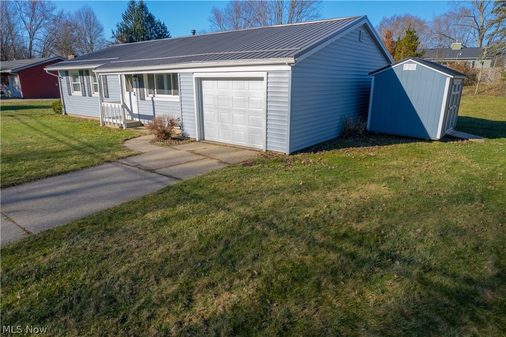 Photo of 4079 Siefer Drive, Rootstown, OH 44272 (MLS # 5191679)