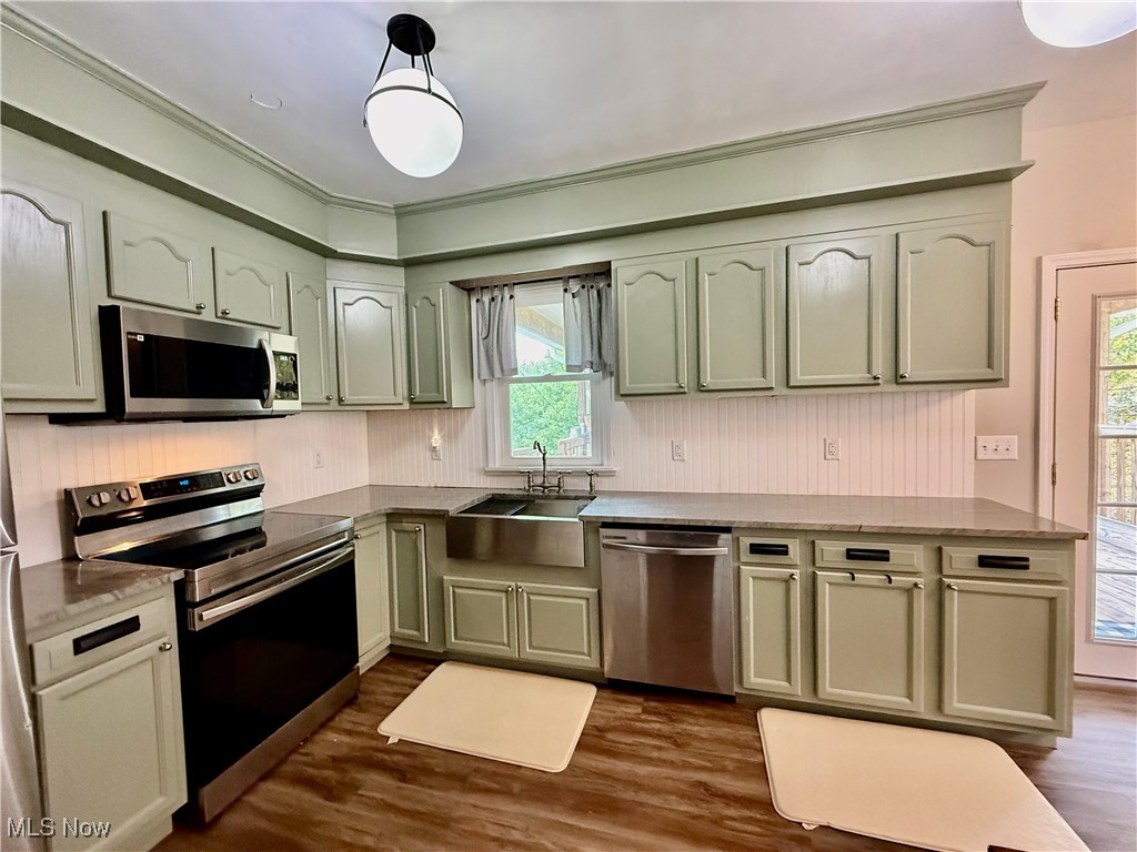 Brown & Hutchisons Add - Residential