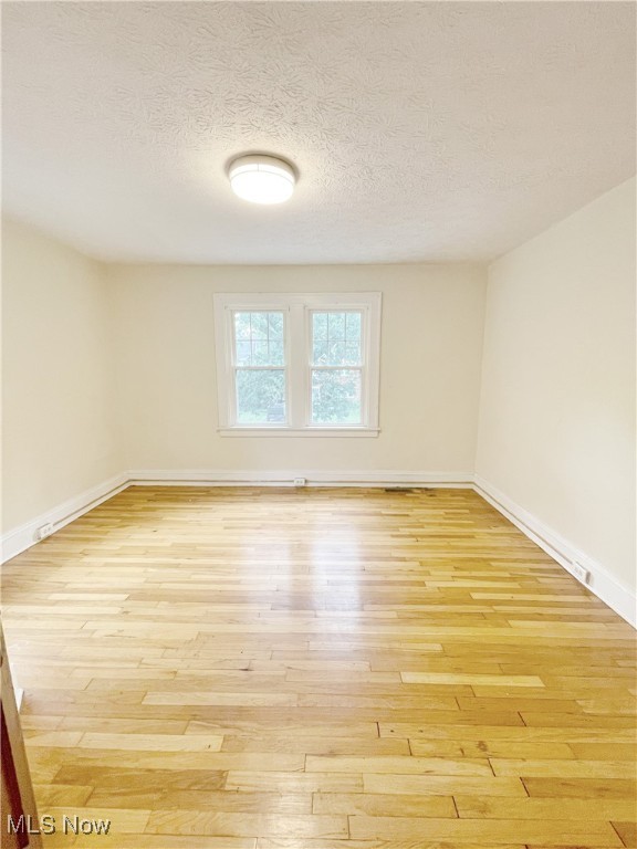 Cleveland Heights Blvd - Residential