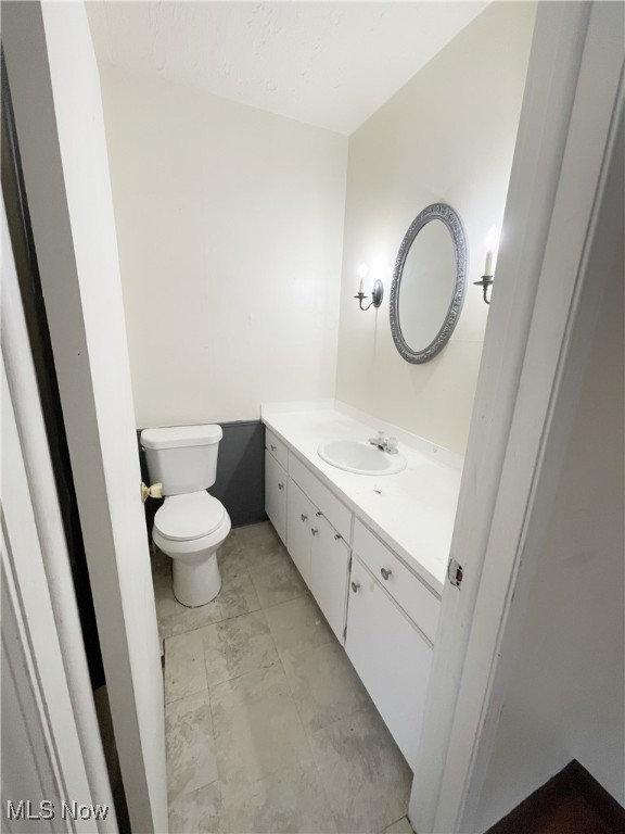 Cleveland Heights Blvd - Residential