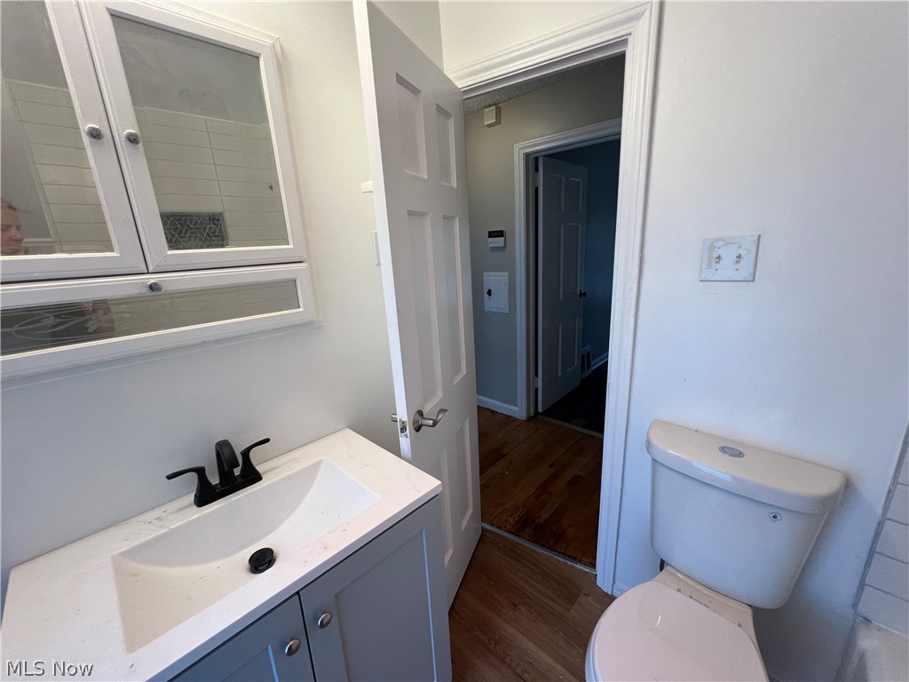 Modern Land Cos Mayfield/Belv - Residential Lease