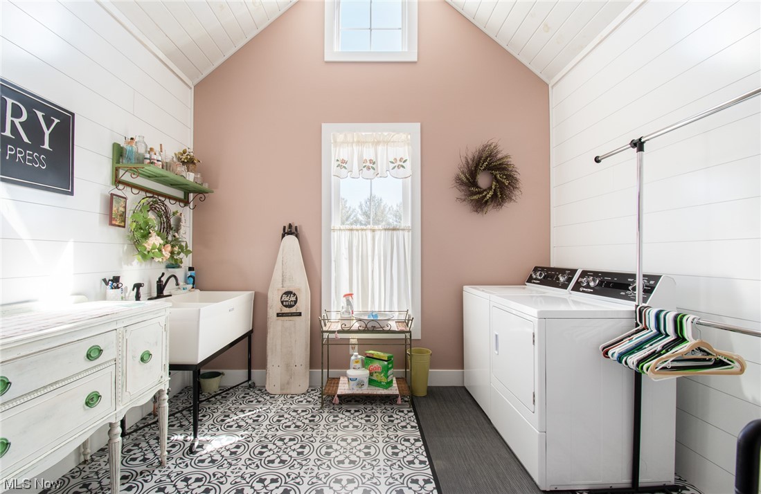 Lake Opines Estates - Residential