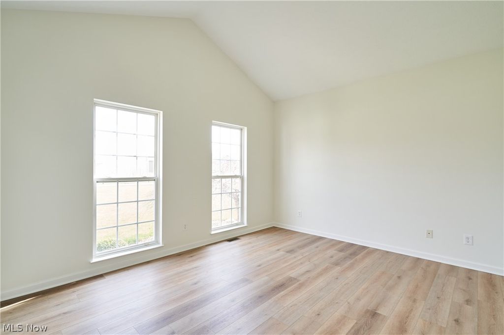 Photo of 526 Paolo Circle NW, Canton, OH 44709 (MLS # 5197504)